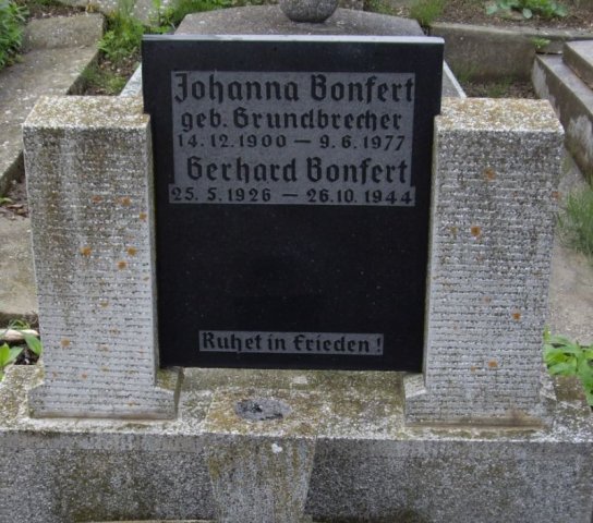 Grundbrecher Johanna 1900-1977 Grabstein